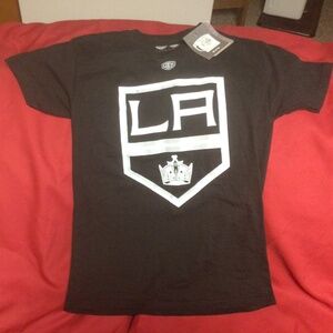 NHL LOS ANGELES Kings tshirt NWT